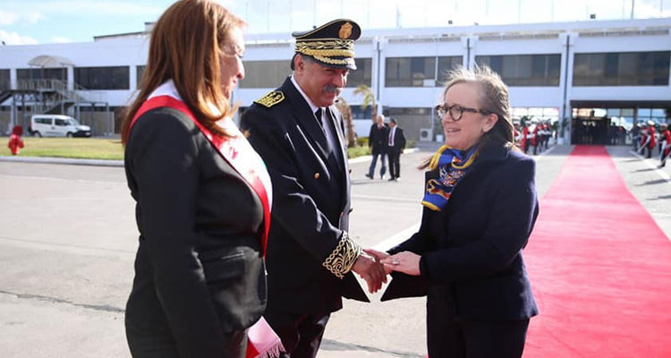 رئيسة الحكومة تغادر أرض الوطن في اتجاه سويسرا