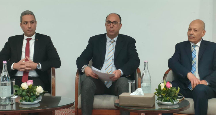 وزير السياحة: هناك إشكاليات في النقل الجوي ويجب مزيد تدعيم الناقلة الوطنية