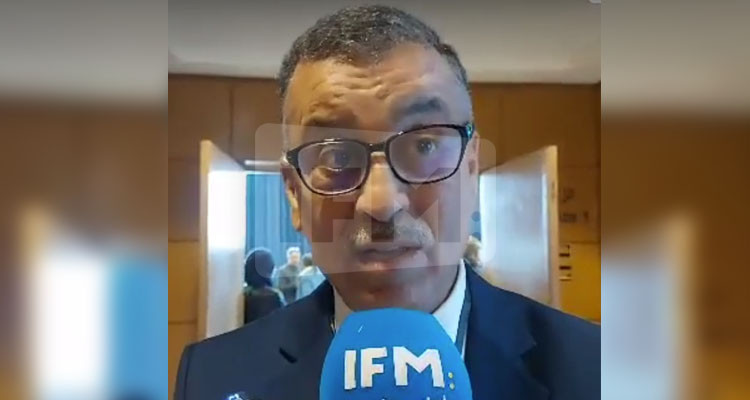 عبد الرزاق الكيلاني: إحالة المدنيين أمام المحاكم العسكرية بدعة ومس من مبدأ المحاكمة العادلة