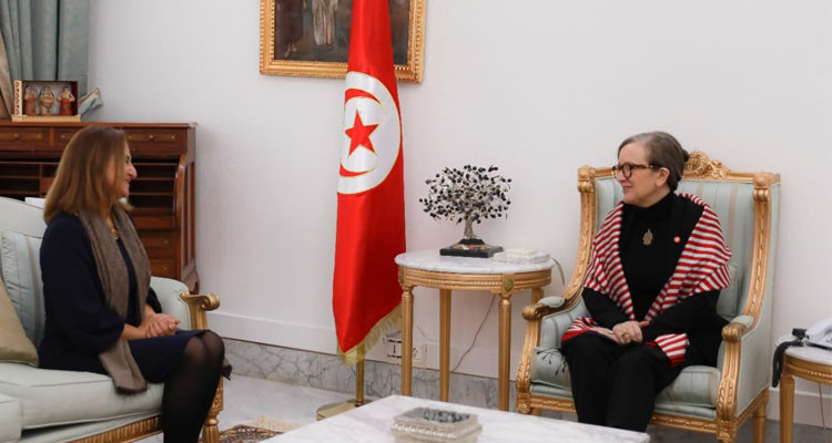 بودن تؤكد أهمية الدور الذي يمكن أن يضطلع به اتحاد المرأة في تخفيف حدة الأزمة على الأسرة التونسية