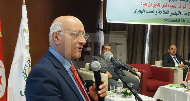 رئيس المنظمة الفلاحية يدعو إلى مراجعة خارطة الإنتاج الفلاحي