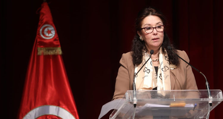 وزيرة الشؤون الثقافية تقدم المخطط التنموي للوزارة خلال الثلاث سنوات القادمة