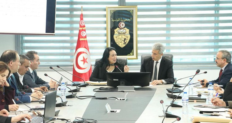 وزيرة المرأة تبحث مع وزير الاقتصاد سبل دعم برامج التمكين الاقتصادي للأسر