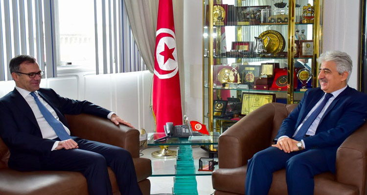 وزير الدفاع يثمّن تفاعل إيطاليا مع مشاغل تونس الأمنية والتنموية