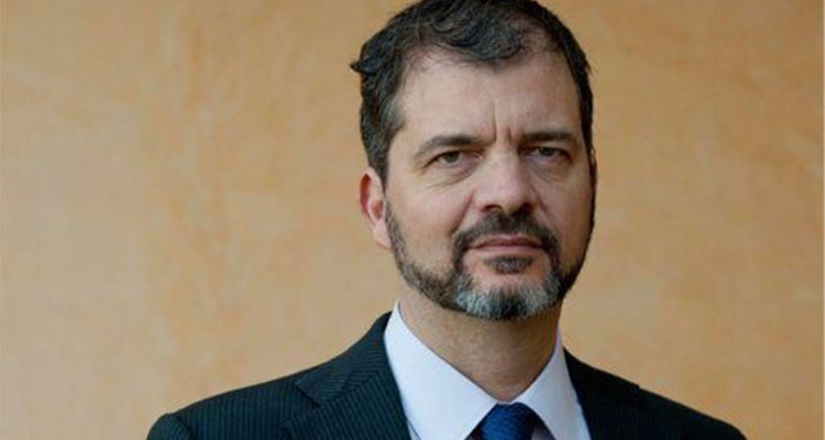 المحامي عبد العزيز الصيد: إيقاف الناشط السياسي خيام التركي