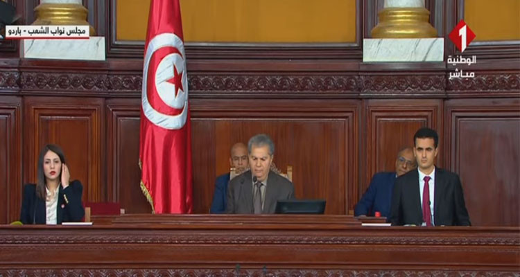 رئيس الجلسة الافتتاحية للبرلمان الجديد: ''من أوكد واجبات النواب العمل صلب البرلمان في كنف التشاركية''