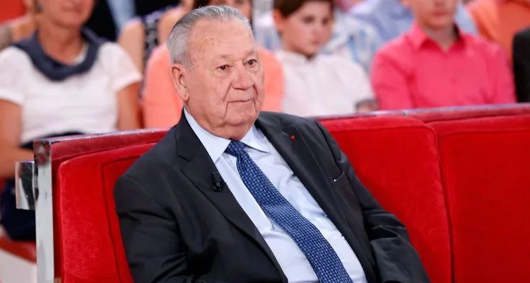 وفاة أسطورة كرة القدم الفرنسية جاست فونتين عن عمر يناهز 89 سنة