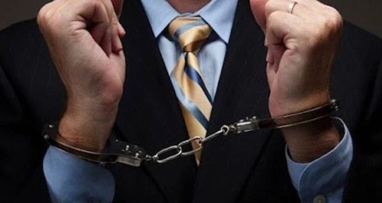 من بينهم عمدة: الإحتفاظ بشخصين من أجل التحيل في علاقة بمواد علفية مدعمة بسيدي بوزيد