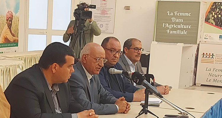 عضو اتحاد الفلاحين: يجب اتخاذ اجراءات استثنائية وإعلان حالة الجفاف في البلاد