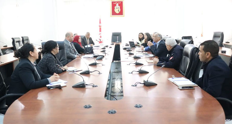 لجنة مقاومة تهريب الأدوية تنظر في خطة عمل لمكافحة هذه الظاهرة