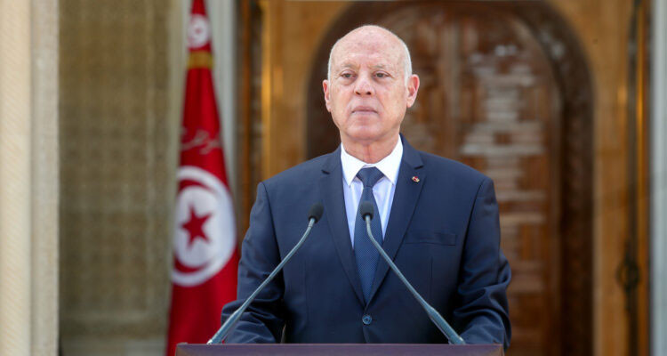 وكالة ''نوفا'' الإيطالية: الرئيس التونسي قيس سعيّد أصيب بنوبة قلبية طفيفة