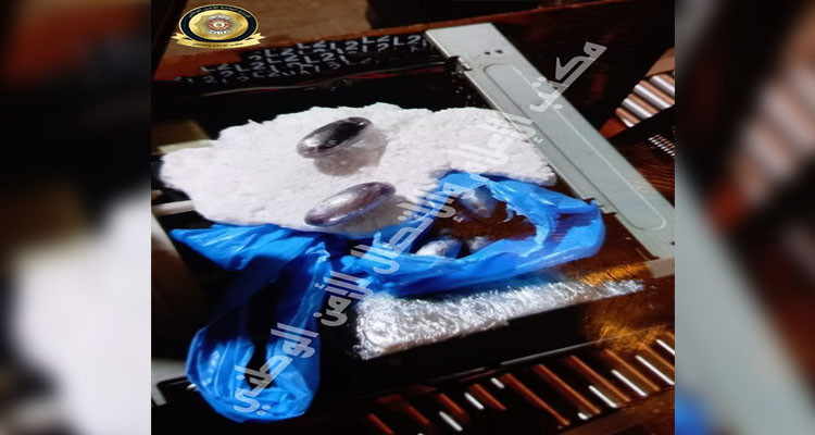 مخفيّة داخل آلة لرحي التوابل: حجز أكثر من 3 كغ زطلة لدى مسافر بميناء حلق الوادي