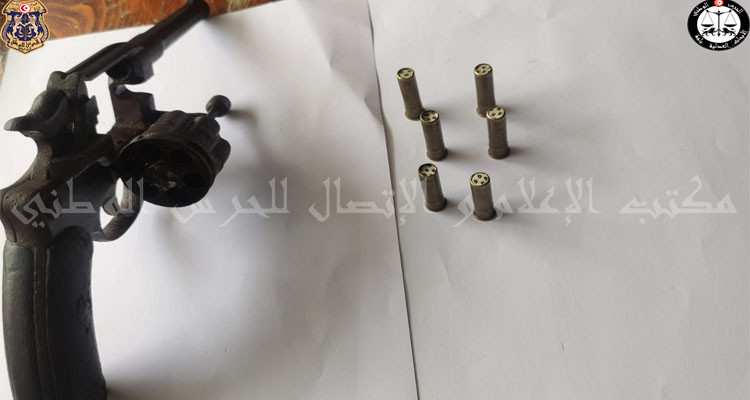 باجة: حجز مسدس وكمية من الخراطيش
