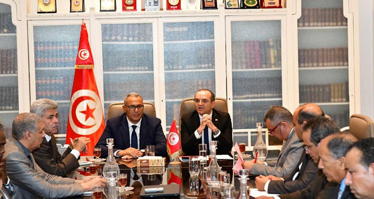 وزير التربية يستقبل رئيس هيئة الانتخابات