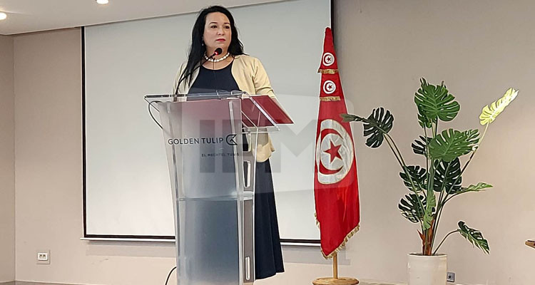 وزيرة المرأة: ''سنعمل على تحسين شروط نظام الإيداع العائلي للطفل أو العائلة البديلة''