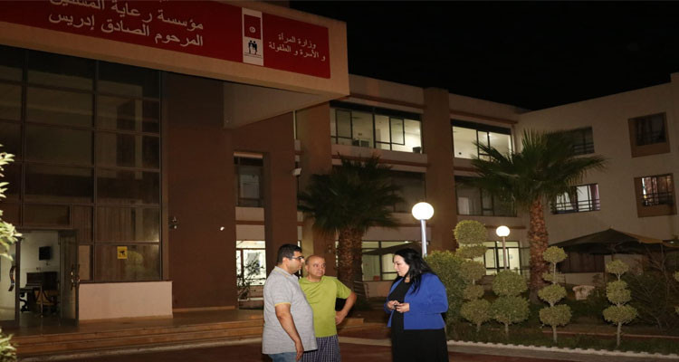 وزيرة الأسرة تؤدي زيارة تفقّد ليليّة لمؤسستي رعاية المسنين بقمرت ومنوبة
