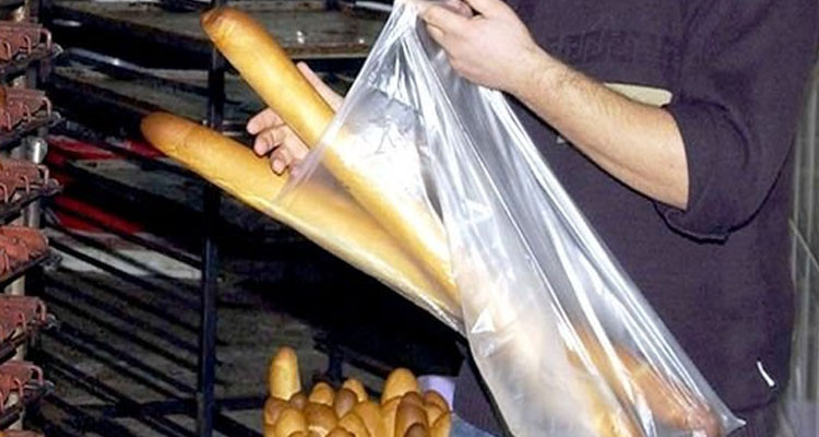 وزيرة البيئة: قرار منع الأكياس البلاستيكية في المخابز مكن من إزالة 5 مليون كيس في اليوم