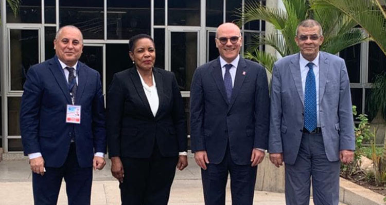 وزير الشؤون الخارجية يلتقي مع رئيسة البرلمان الزامبي في لوساكا