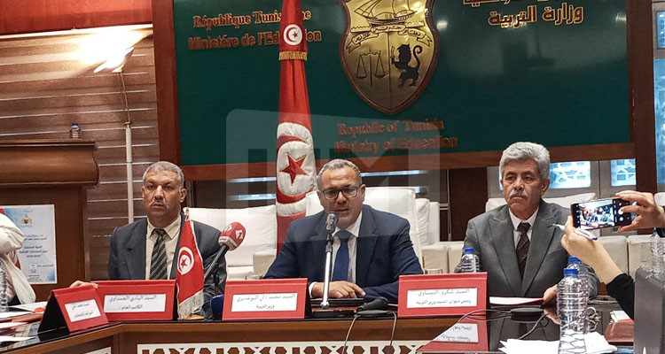 وزير التربية يدعو المعلمين إلى تنزيل أعداد التلاميذ في الابتدائي وتغليب لغة العقل