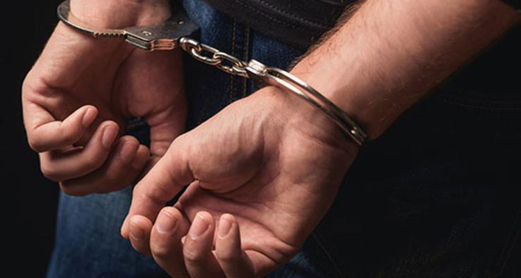 الوردية: الإطاحة بعنصر خطير من أجل سلب هاتف جوال شخص تحت طائلة التهديد