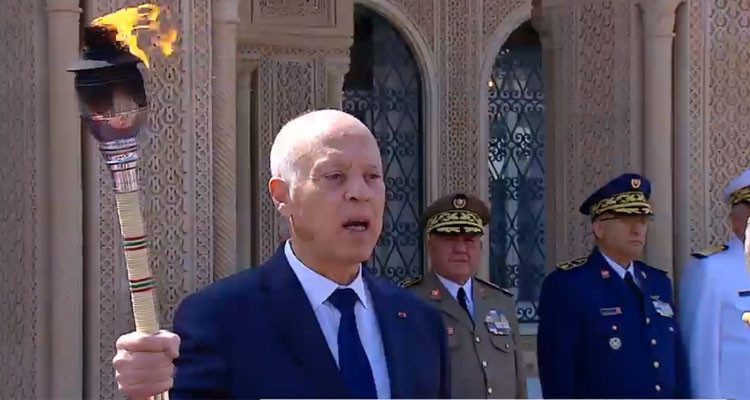 قيس سعيد لرجال الجيش: ''كنتم أول الناجحين وفي طليعة النجباء في تأمين الامتحانات الوطنية''