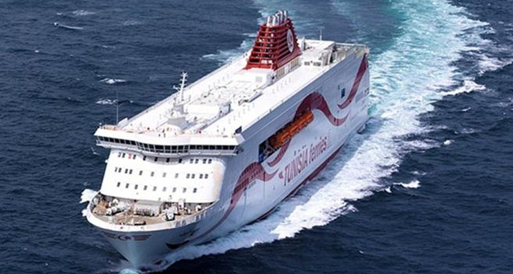 ميناء حلق الوادي: وصول الباخرة تانيت على متنها 1096 مسافرا و 505 سيارة