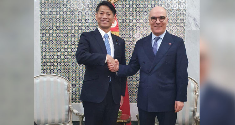 وزير الخارجية يلتقي وزير الدولة الياباني للشؤون الخارجية