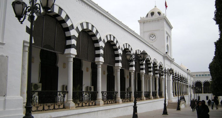 وزارة المالية: مداخيل الدولة من المعاليم الديوانية لم تتجاوز 4،5% من إجمالي المداخيل الجبائية