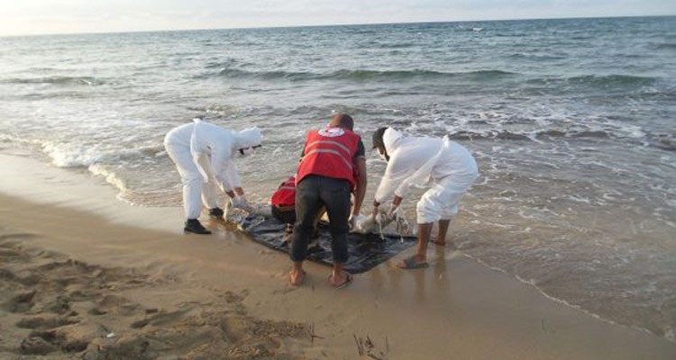 انتشال جثة شاب غرق في شاطئ حلق الوادي