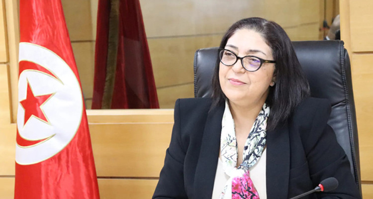 وزيرة التجارة: ''نواجه مقاومة شرسة في مسالك التوزيع''