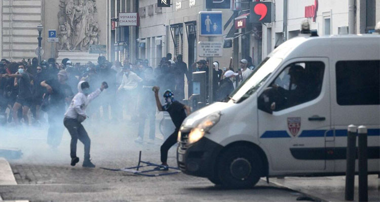 فرنسا: ليلة رابعة من الشغب والعنف ونشر 45  ألف شرطي  في الشوارع