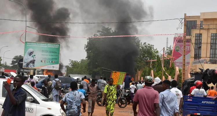 الأمم المتحدة تدين الانقلاب في النيجر وتؤكد مواصلة تقديم المساعدات الإنسانية