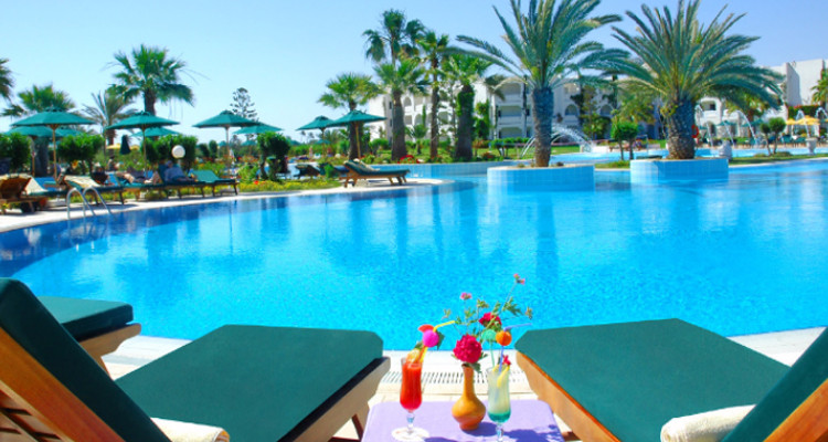 وزارة السياحة: غلق مؤقت لـ18مؤسسة سياحية