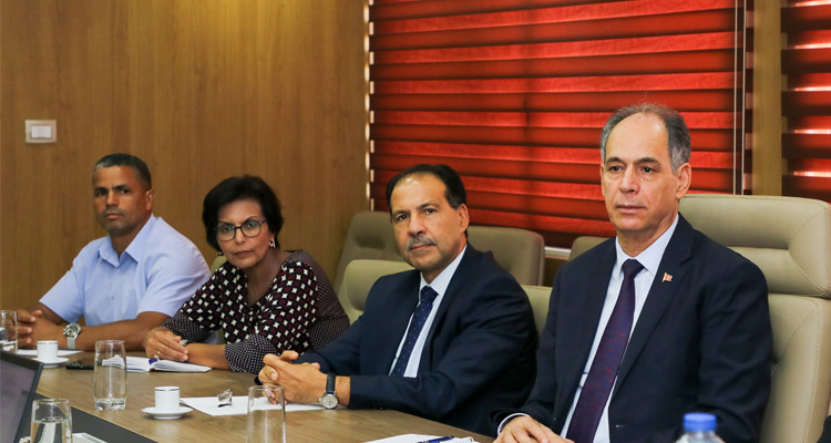 نحو تركيز منظومة معلوماتية جديدة للتدريس والبحث تعتمد على الذكاء الاصطناعي