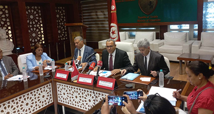 وزير التربية يدعو الجميع إلى المشاركة في الاستشارة الوطنية لإصلاح التعليم