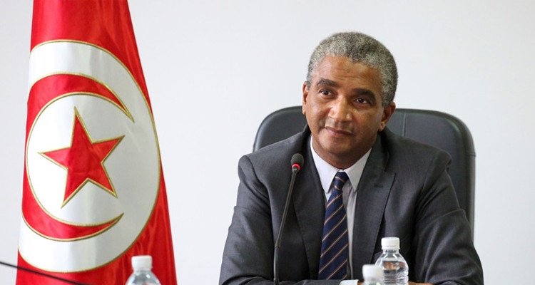 وزير الشباب والرياضة يعين مكتبا مؤقتا لتسيير الجامعة التونسية للكرة الطائرة