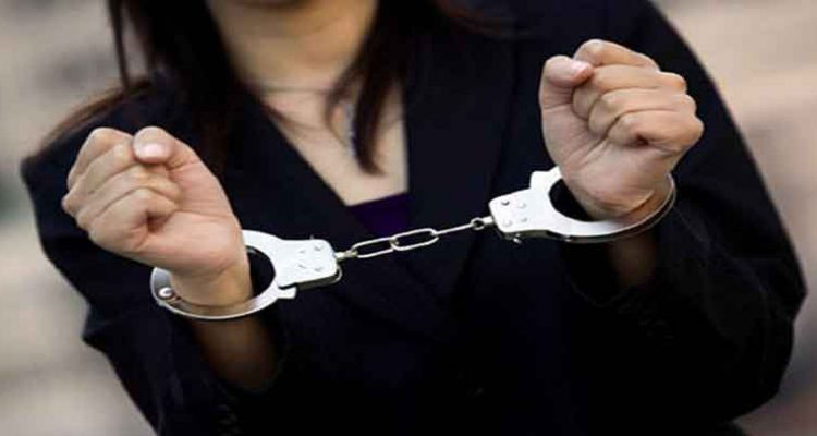 ملولة: القبض على أستاذة  بحوزتها 150 ألف أورو