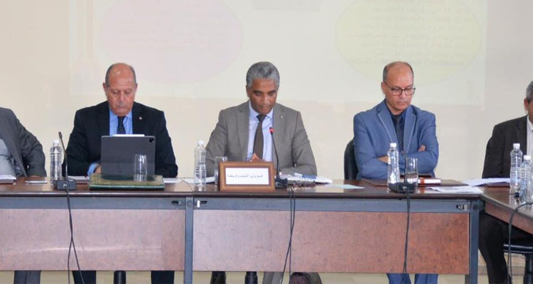 لجنة التربية والتكوين المهني والبحث العلمي  تستمع إلى وزير الشباب والرياضة