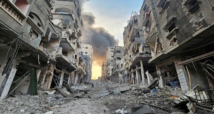 رئيس المكتب الإعلامي الحكومي في غ/ز/ة: نواجه كارثة إذا لم يتم إدخال الوقود إلى القطاع فورا