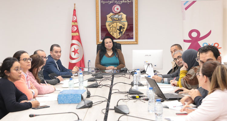 وزيرة المرأة تدعو إلى التعجيل في تأمين افتتاح نشاط مركب الطفولة الجديد بمدينة المرسى