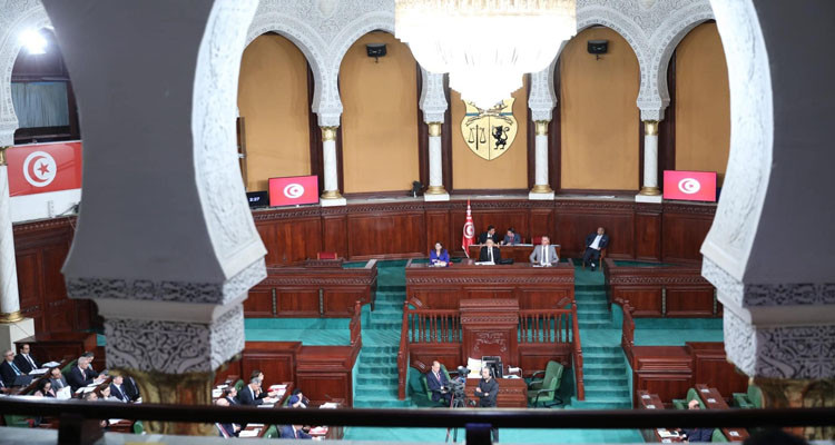 نواب البرلمان يؤكّدون على ضرورة تحلّي القضاة بالنّزاهة ويطالبون بالرّقابة والمحاسبة