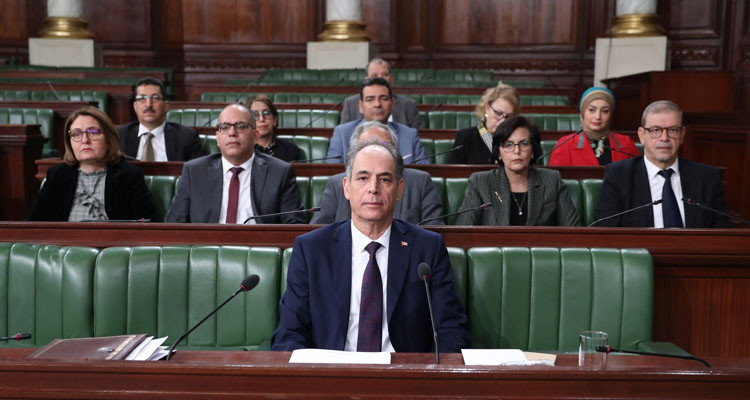 نواب يقترحون التركيز على بناء اقتصاد المعرفة لتحقيق النمو