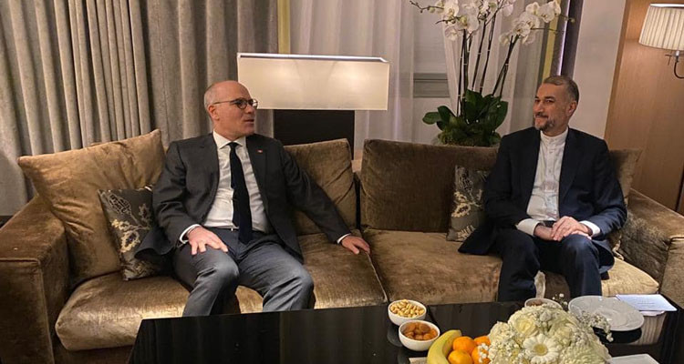 تعزيز التعاون الثنائي في مختلف المجالات: محور لقاء نبيل عمار بنظيره الإيراني