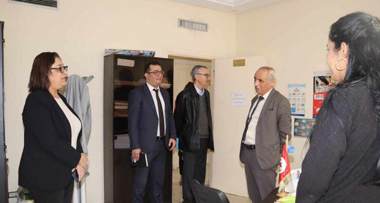 وزيرة التجارة تؤكد عزم الوزارة إعادة هيكلة المعهد الوطني للاستهلاك