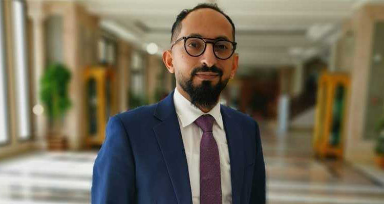 مجدي الكرباعي: وفاة 3 مهاجرين تونسيين في إيطاليا بعد اختناقهم بـ''الزنزانة''