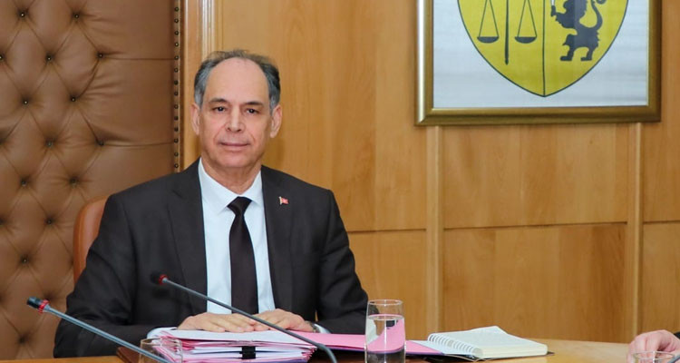 وزير التعليم العالي والبحث العلمي يشرف على اجتماع اللجنة الوطنية للطاقة الذرّية