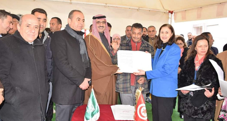وزيرة التجهيز والإسكان: قريبا ستتم عملية تسليم باقي المساكن الإجتماعية بولاية الكاف