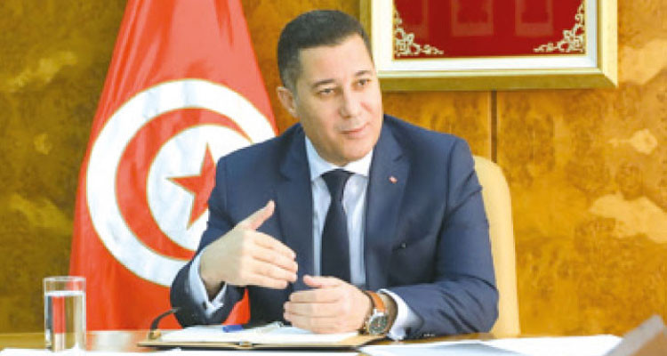 وزير النقل: بعض المناطق الوعرة في ولاية بنزرت لا تسمح بمرور حافلات نقل التلاميذ