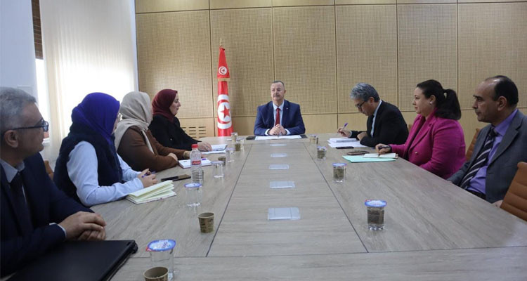 وزير الصحة يشدد على ضرورة إرساء حوكمة ناجعة وفاعلة للموارد والهياكل في قطاع الصحة