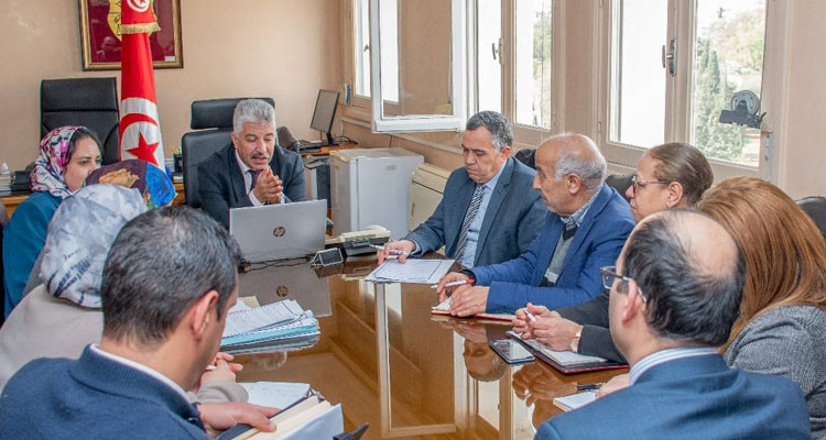 إعداد نموذج إتفاقية لتمويل الشركات الأهلية محور جلسة عمل بوزارة التشغيل